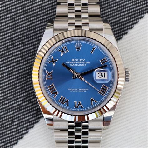 Vendesi Rolex Datejust 41 per 11.749 € da un Trusted  